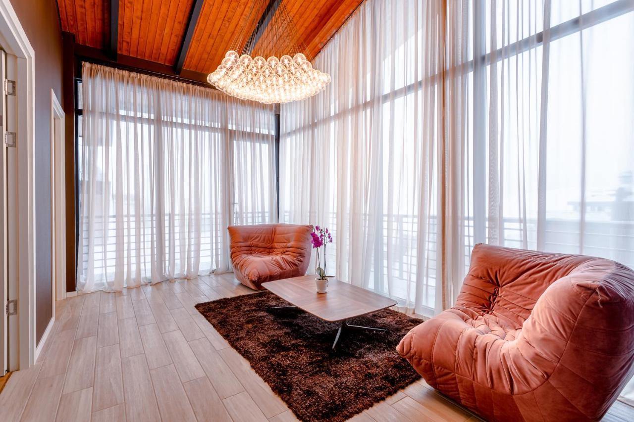 Hotel Tsiga กูเดาริ ภายนอก รูปภาพ